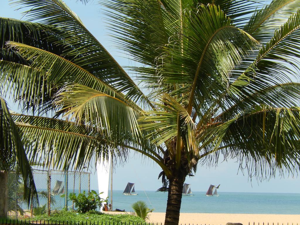 Janishi Residencies Hotel Negombo Exterior photo